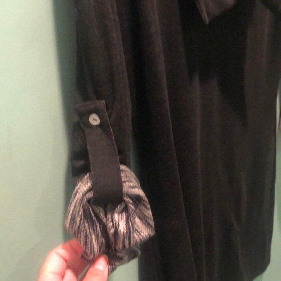 Dress - Picture 2 of 6